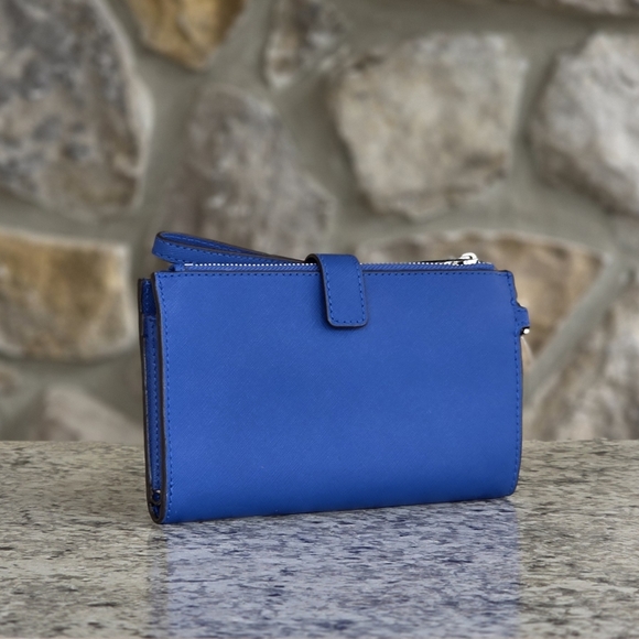 Michael Kors Jet Set Blue Double Zip Wristlet - Picture 2 of 6